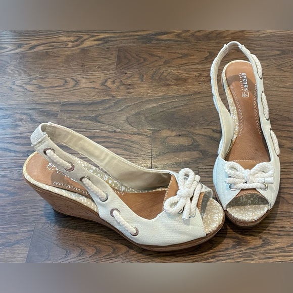 Women’s Sperry Top Spider Wedge Heels Size 9 Light Mint Color W/ Bow Threading - Picture 5 of 16